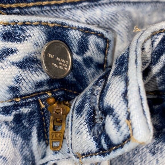 L&M acid washed distressed shorty shorts size large - Picture 10 of 12